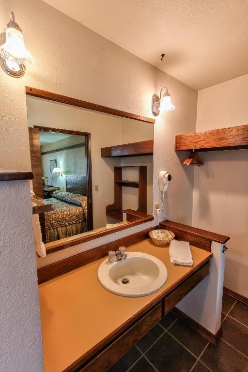 Islands Inn แอนาคอร์เตส ภายนอก รูปภาพ